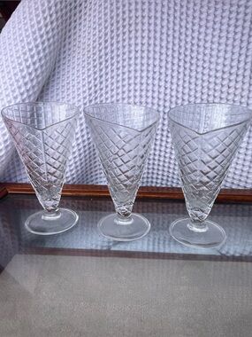 Set of 3 Vintage Pressed Glass Ice Cream Sundae Cups - Clear